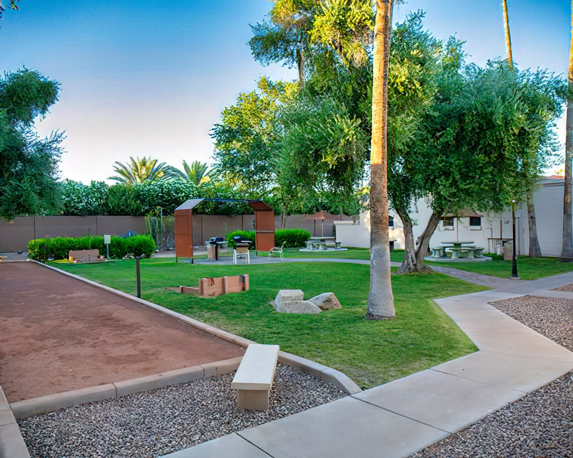 Scottsdale Camelback Sapphire Resort - Image 13