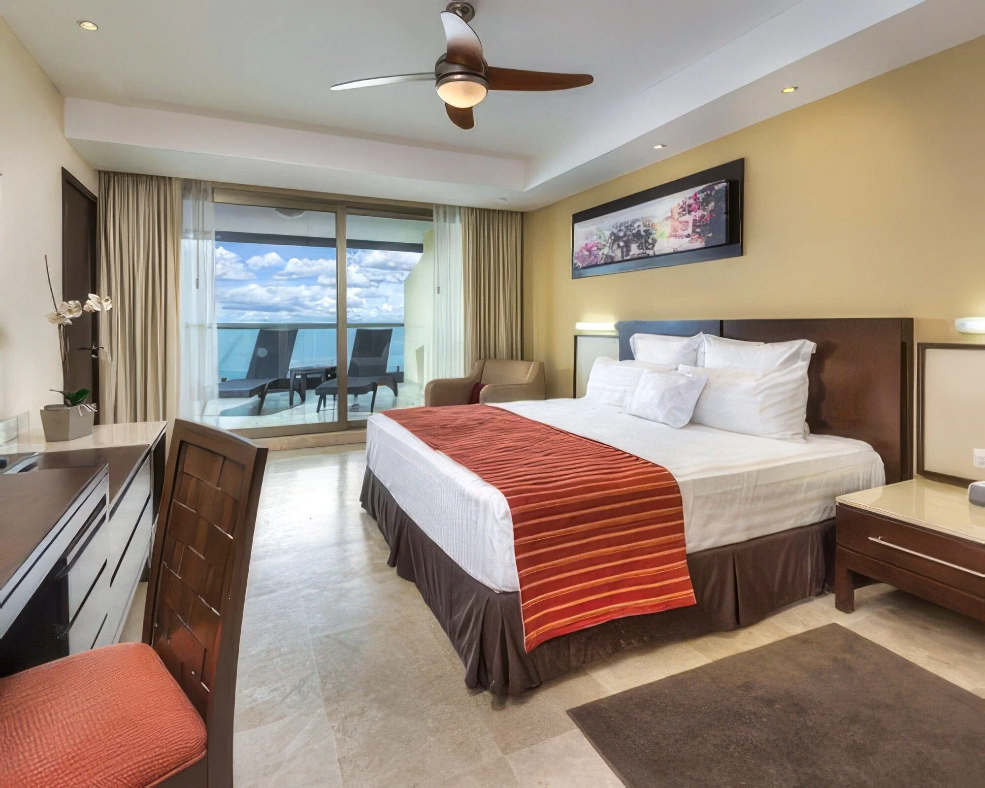 Shell Vacations Club at Sunset Plaza Beach Resort and Spa - Image 16