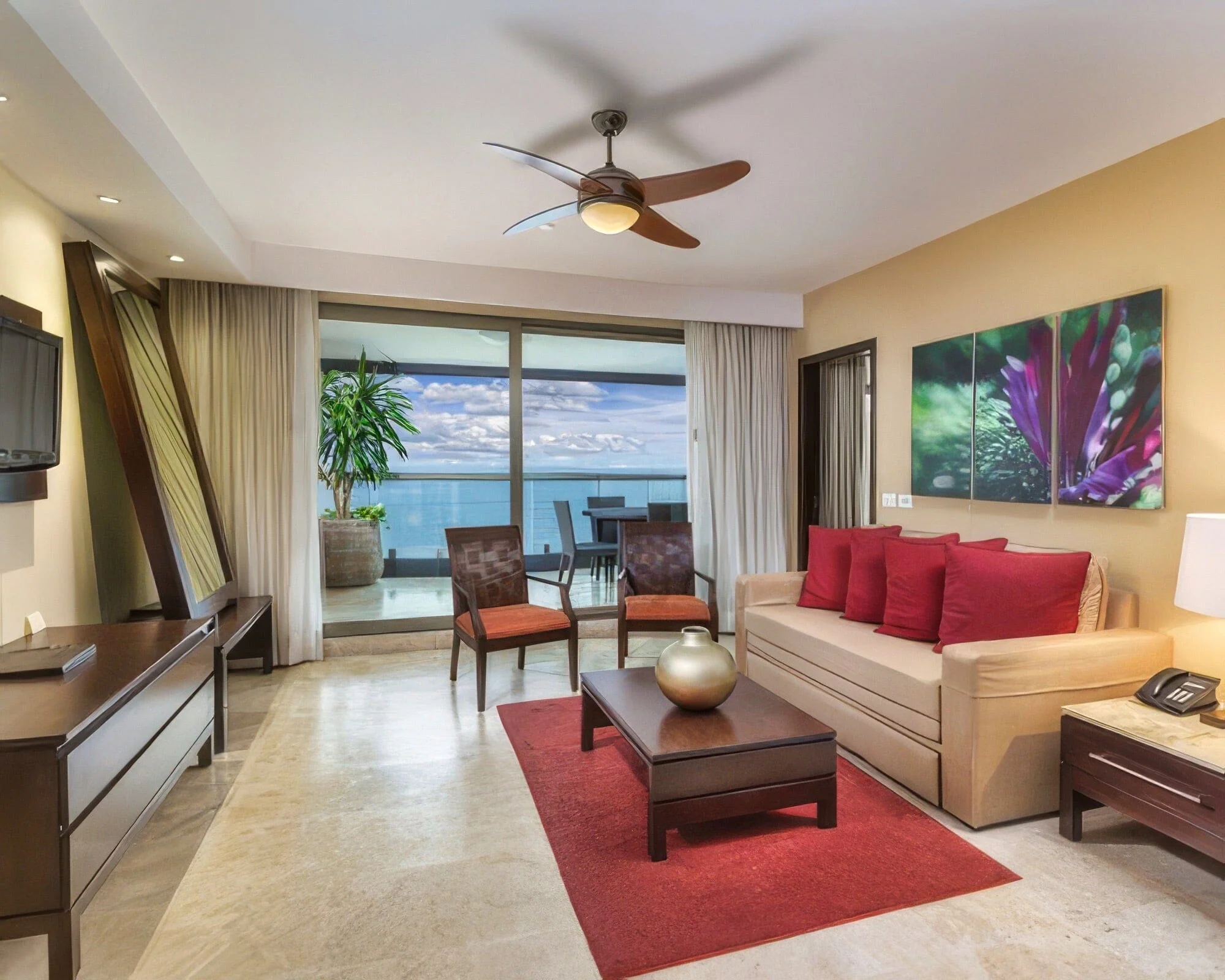 Shell Vacations Club at Sunset Plaza Beach Resort and Spa - Image 2