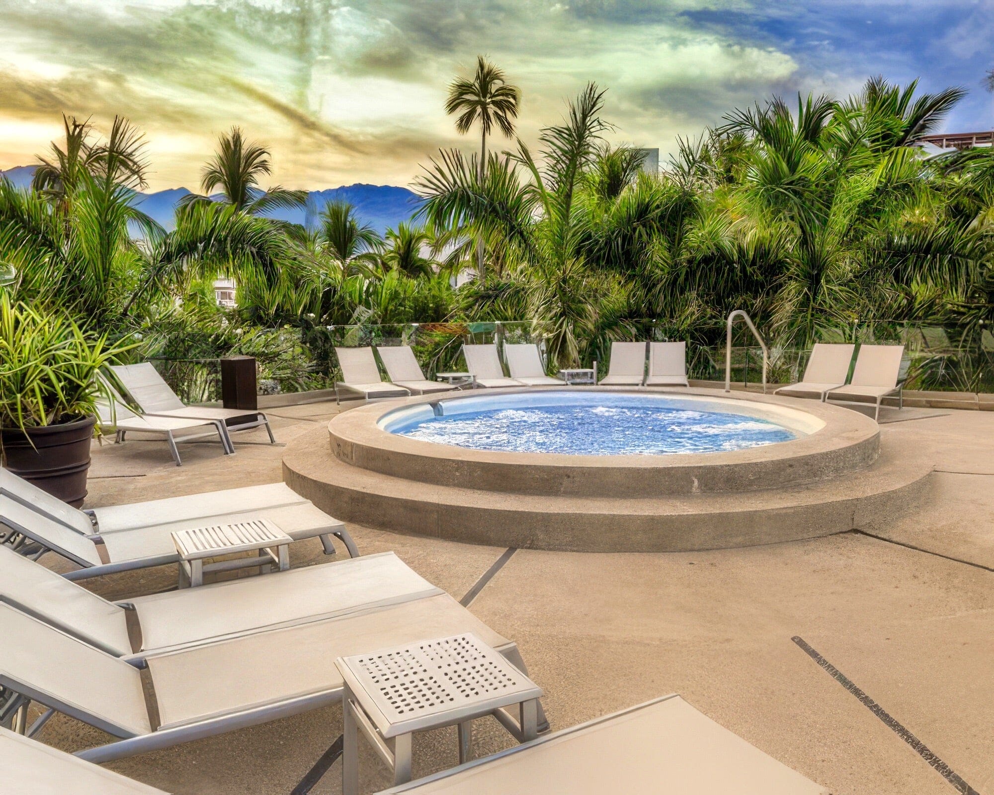 Shell Vacations Club at Sunset Plaza Beach Resort and Spa - Image 25