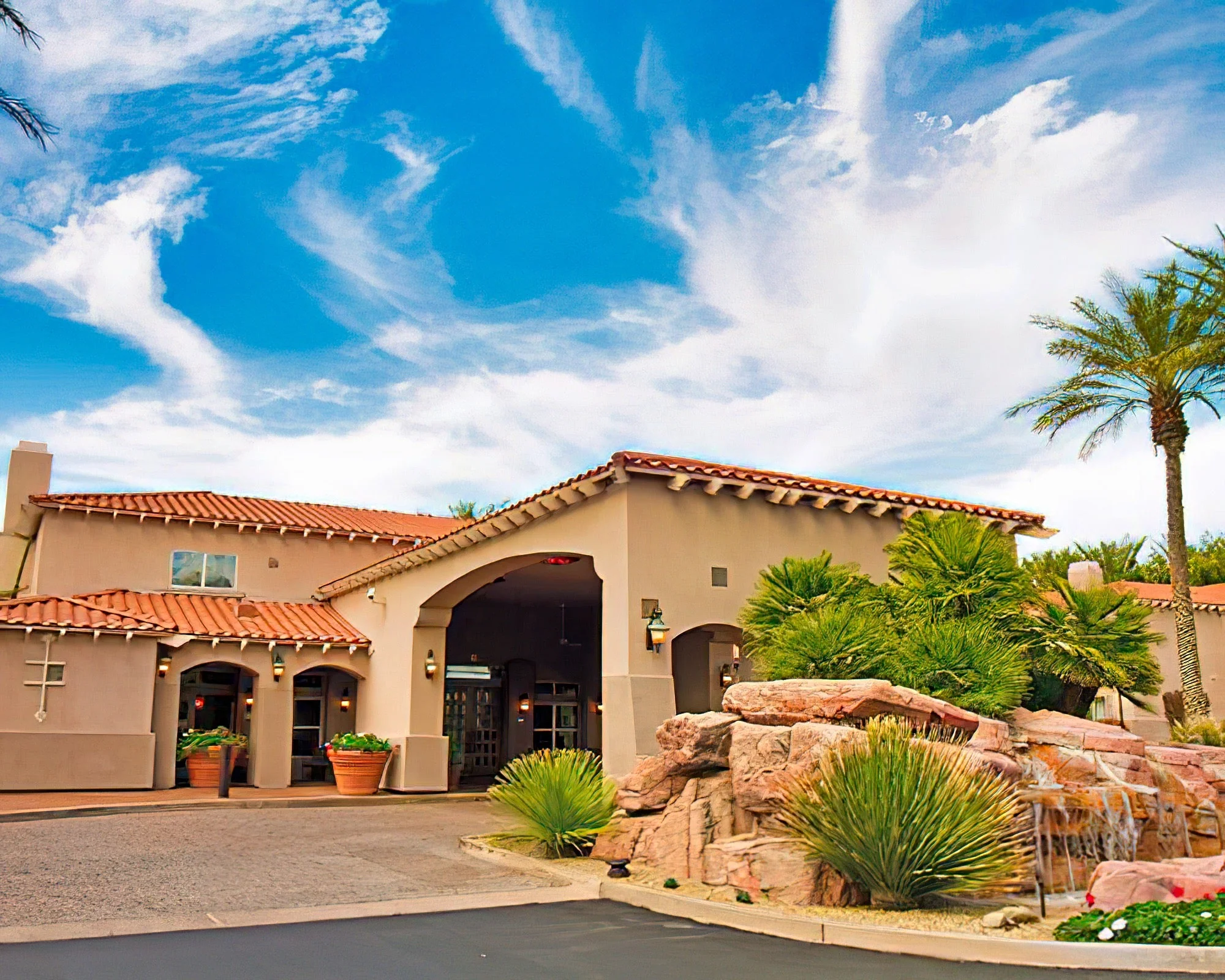 Sheraton Desert Oasis - Image 8