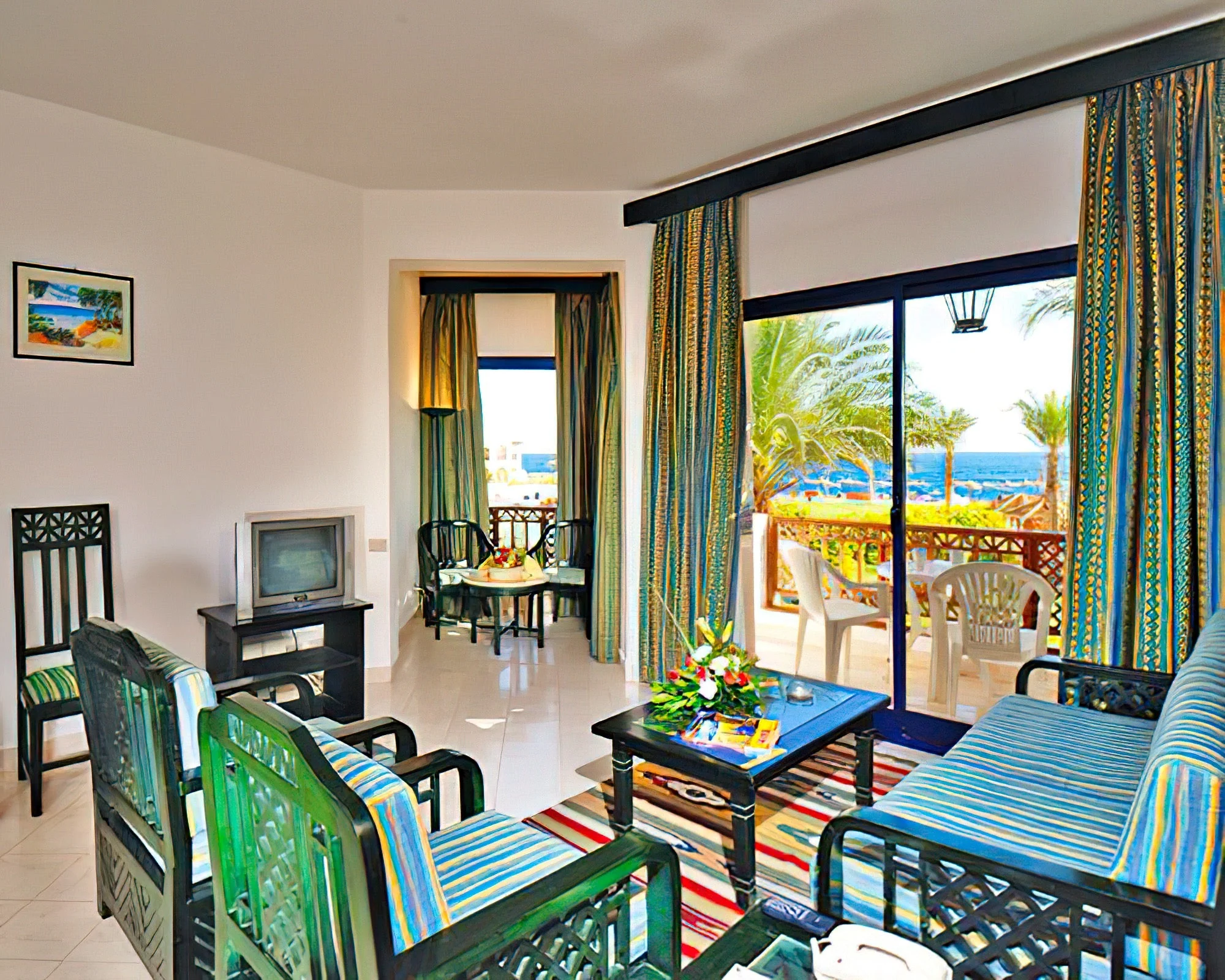 Shores Amphoras Resort - Image 7