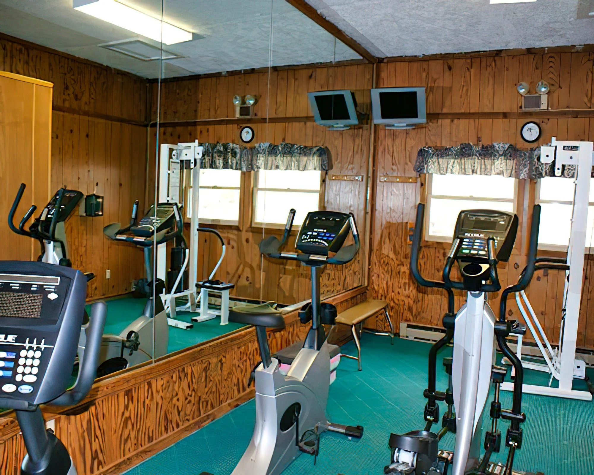 Smoketree Lodge - Image 10