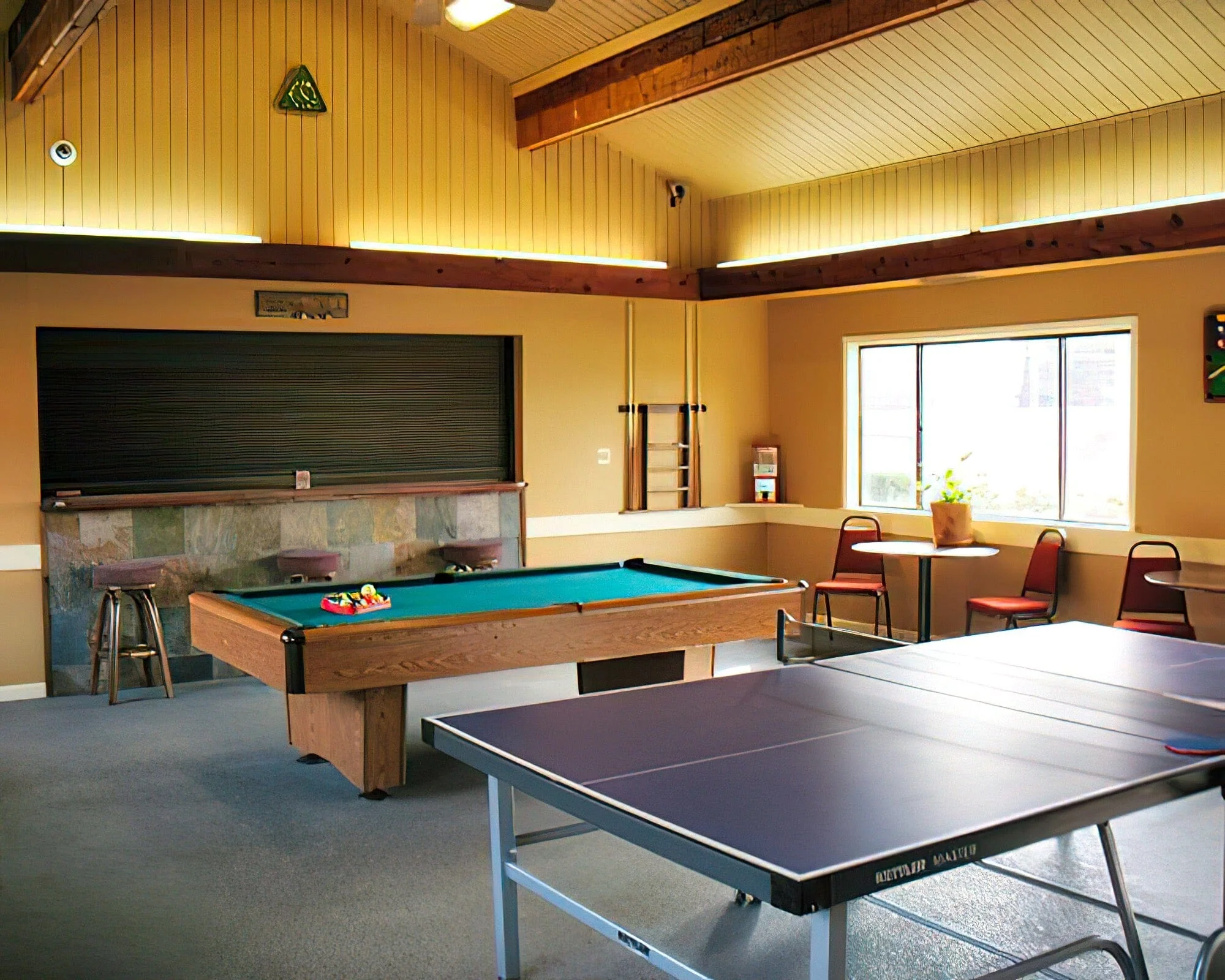 South Shore Lake Resort - Image 19