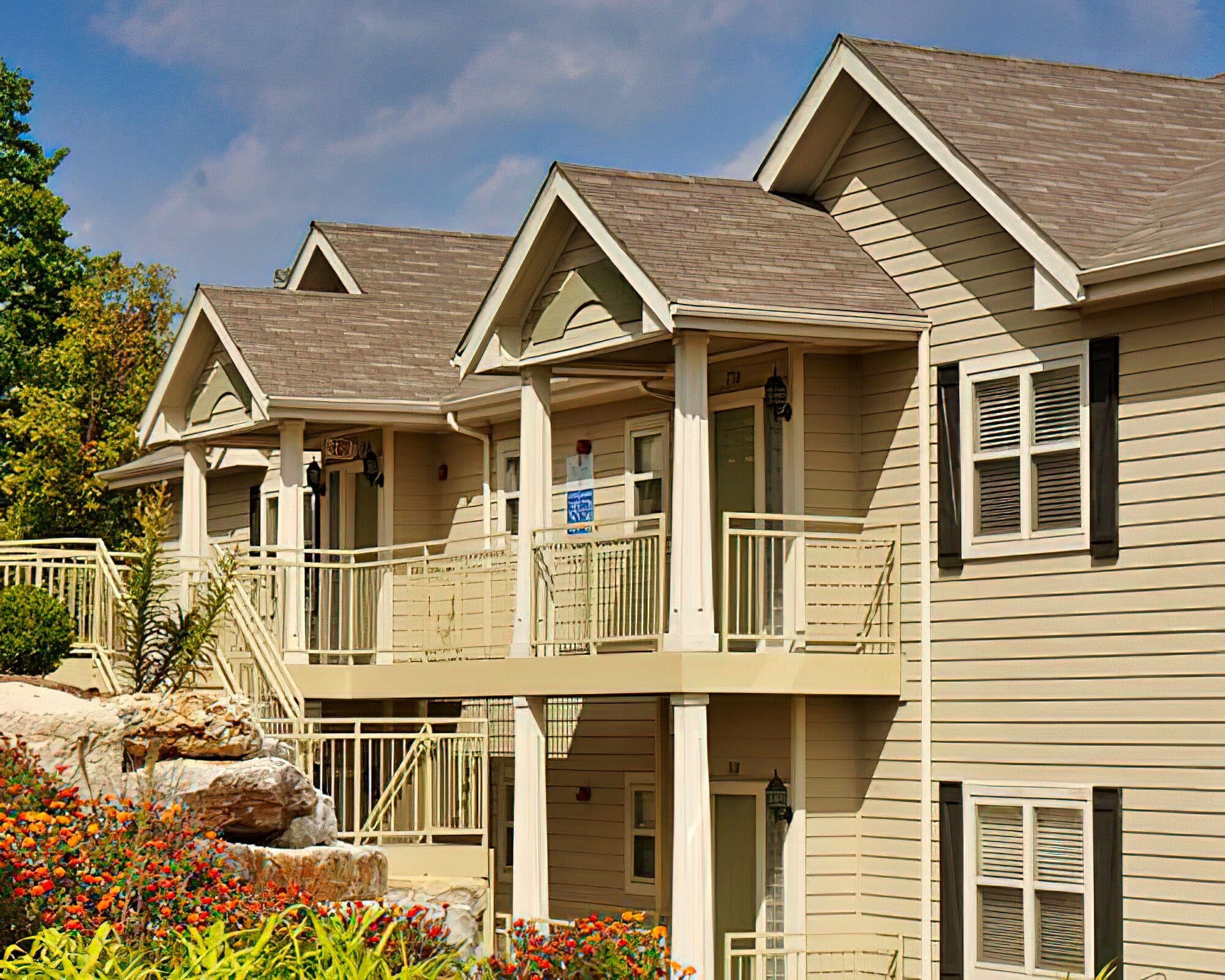 Stonebridge Village Condominiums - Image 14