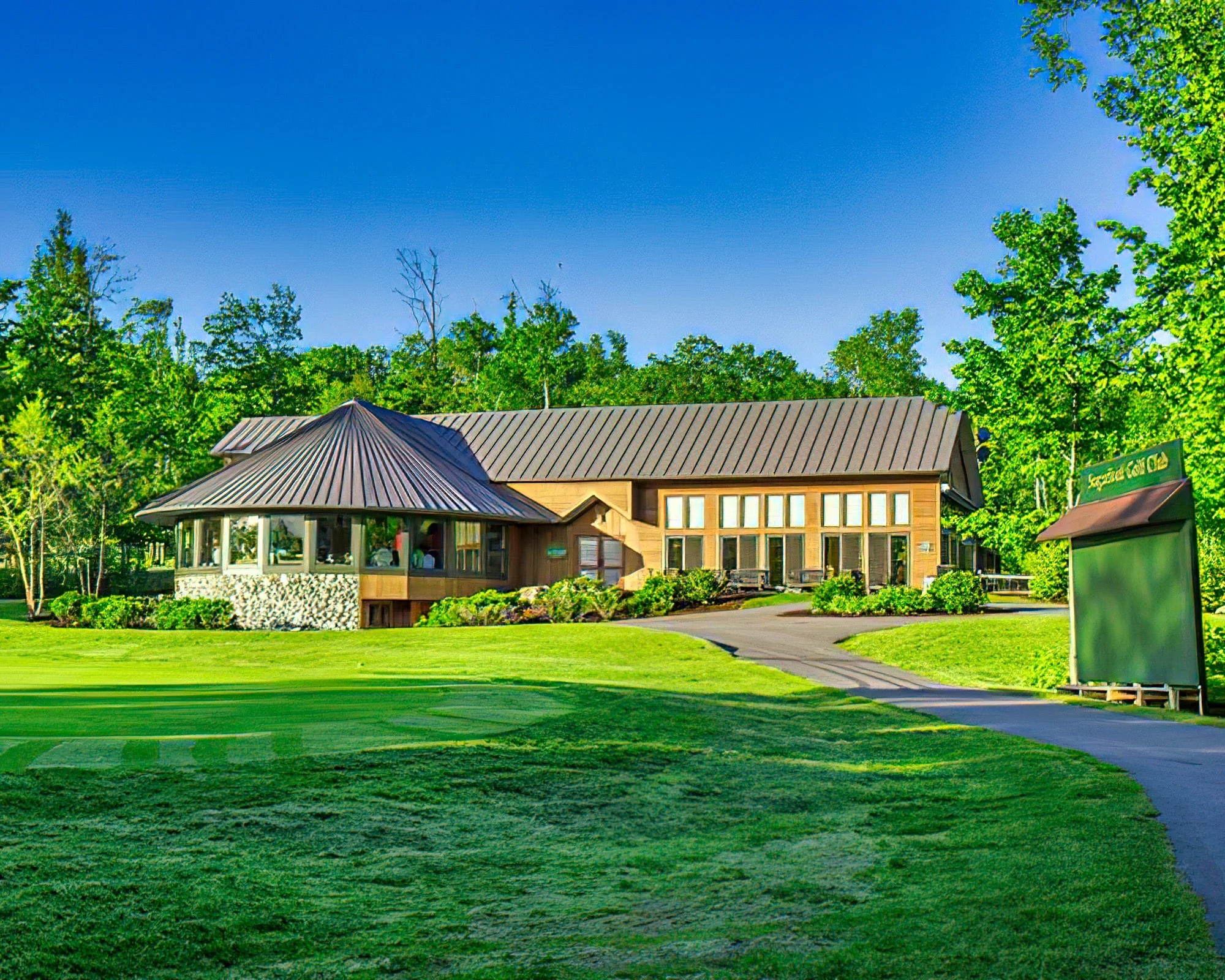 Sugarloaf Mountain Hotel - Image 6