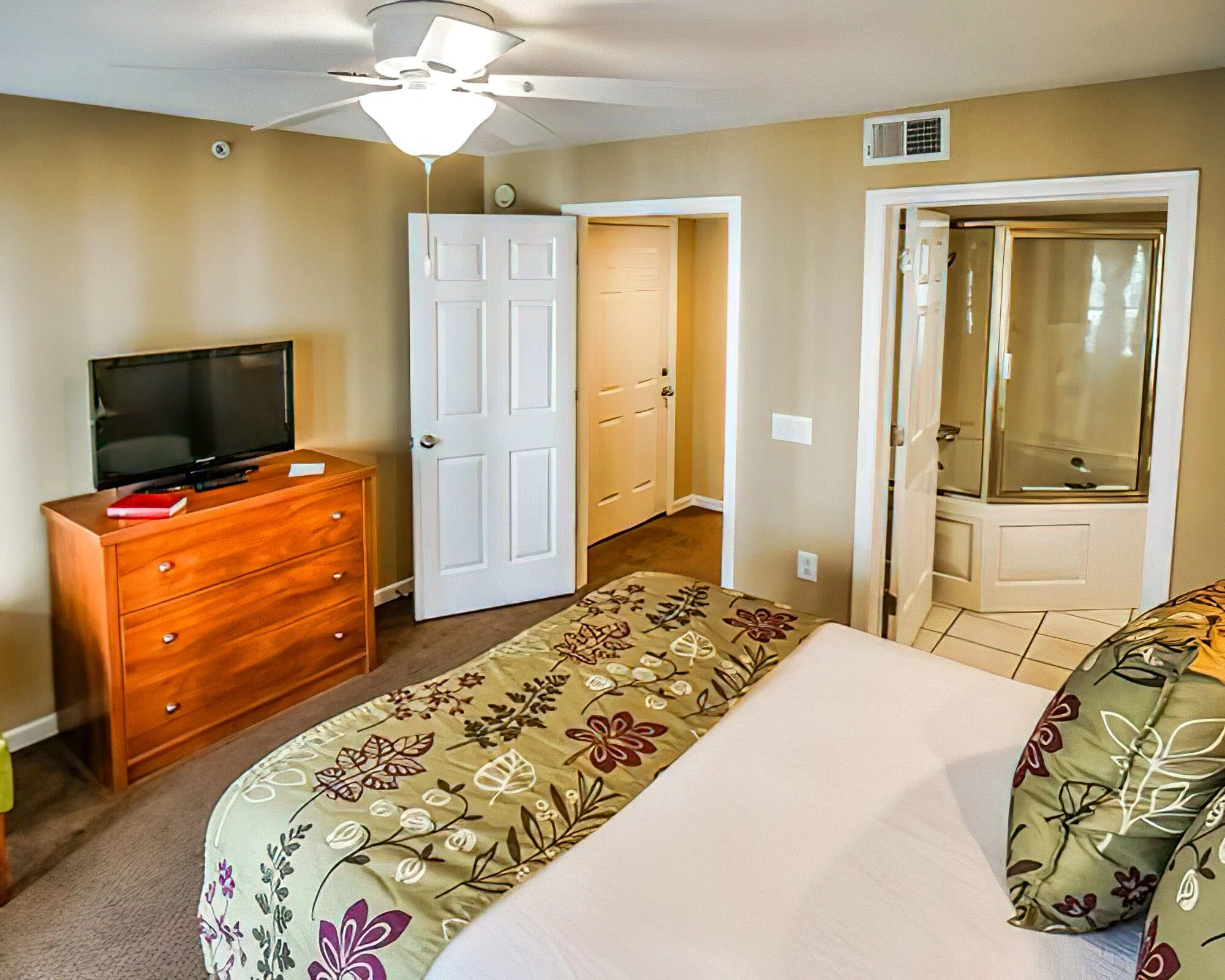 Surrey Vacation Resort - Carriage Place - Image 6