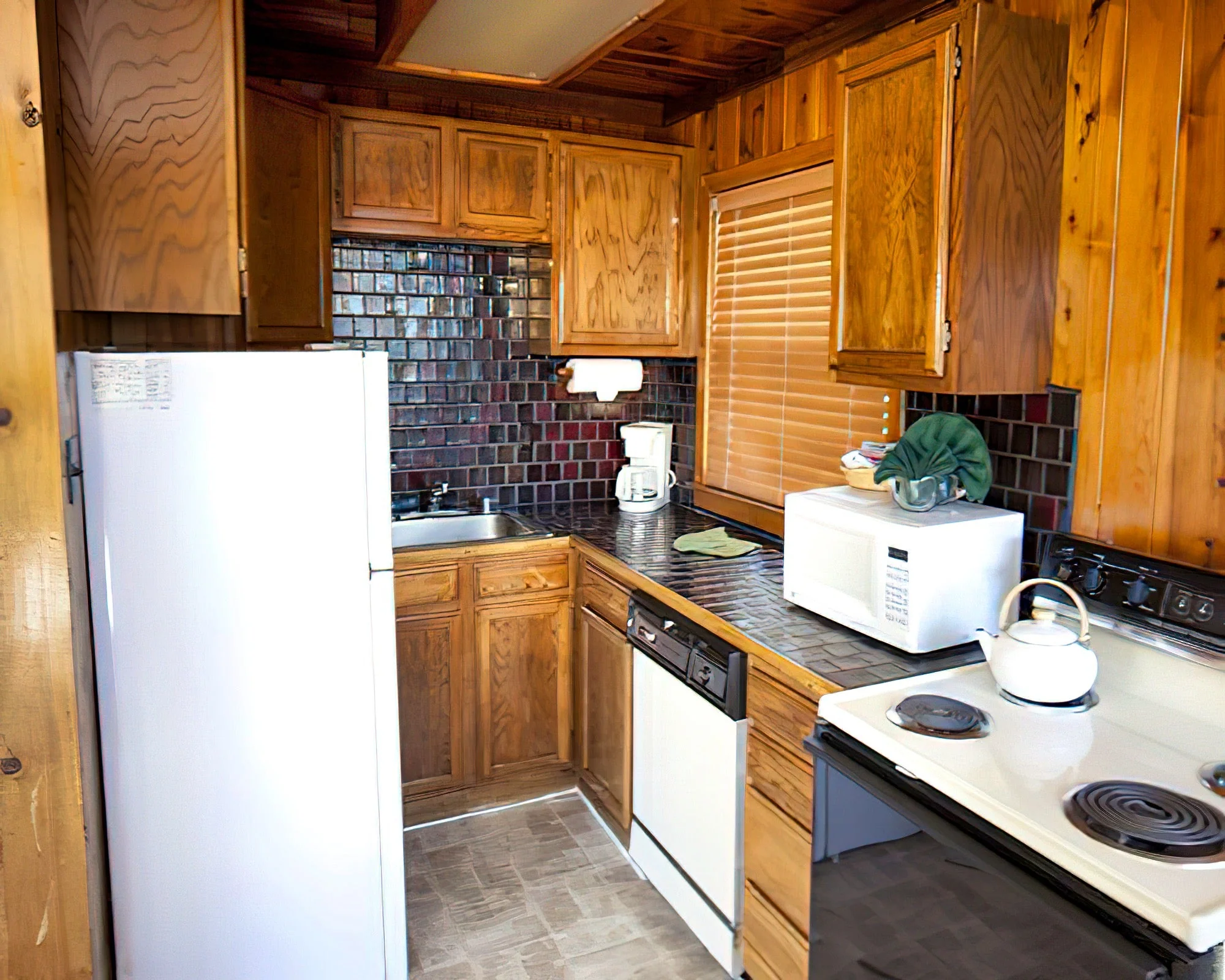 Tahoe Sands Resort - Image 7