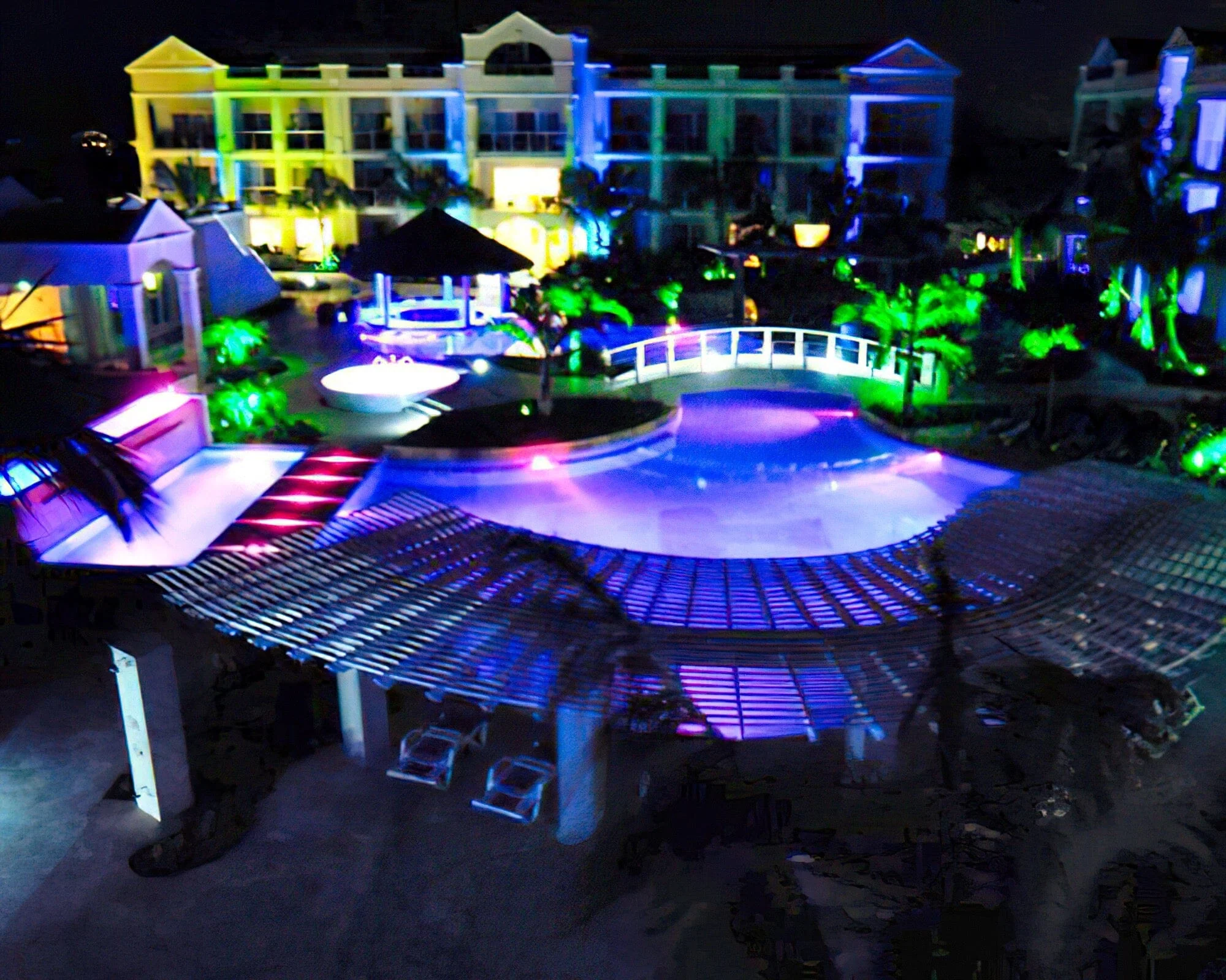 The Atrium Resort - Image 2