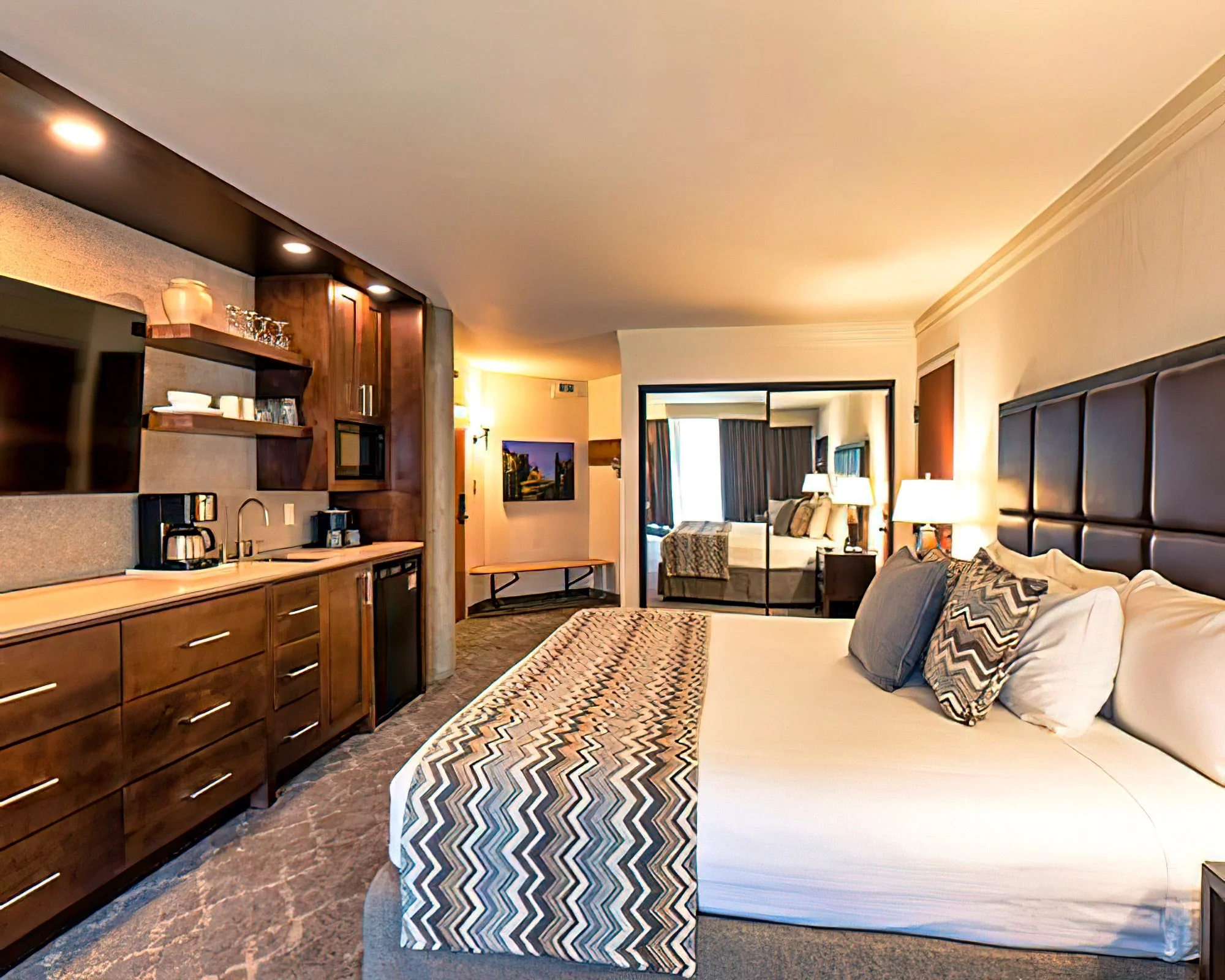 The Cliff Club at Snowbird - Image 7