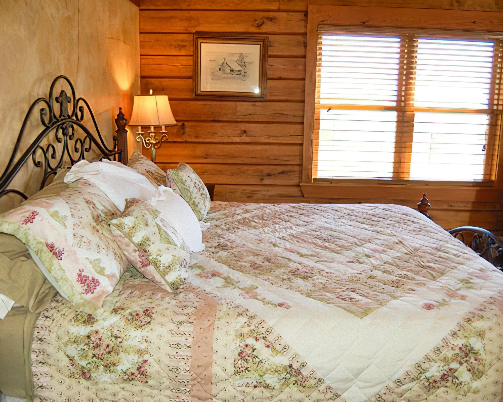 Crown Point Resort - Image 12