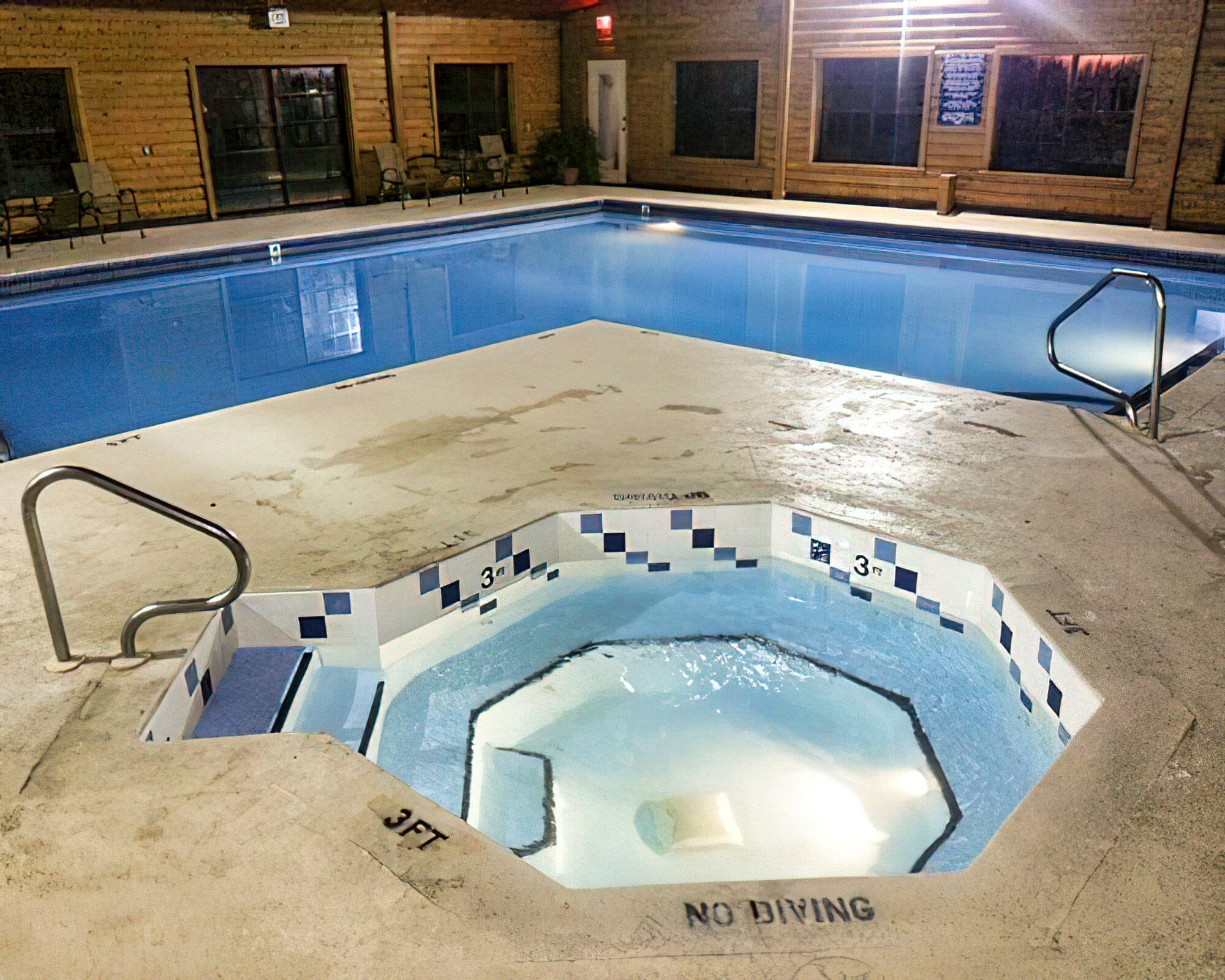 Crown Point Resort - Image 15