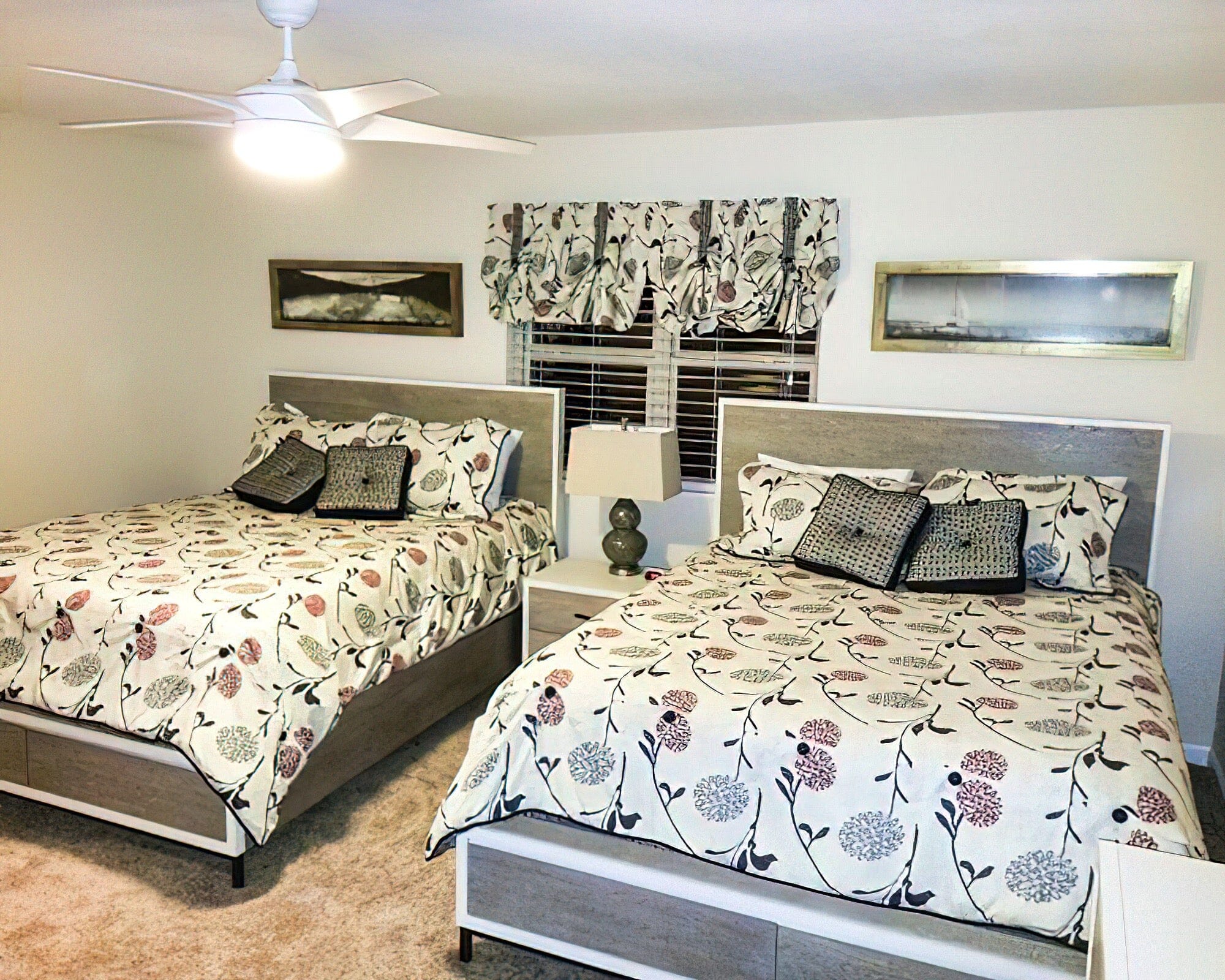 Crown Point Resort - Image 16
