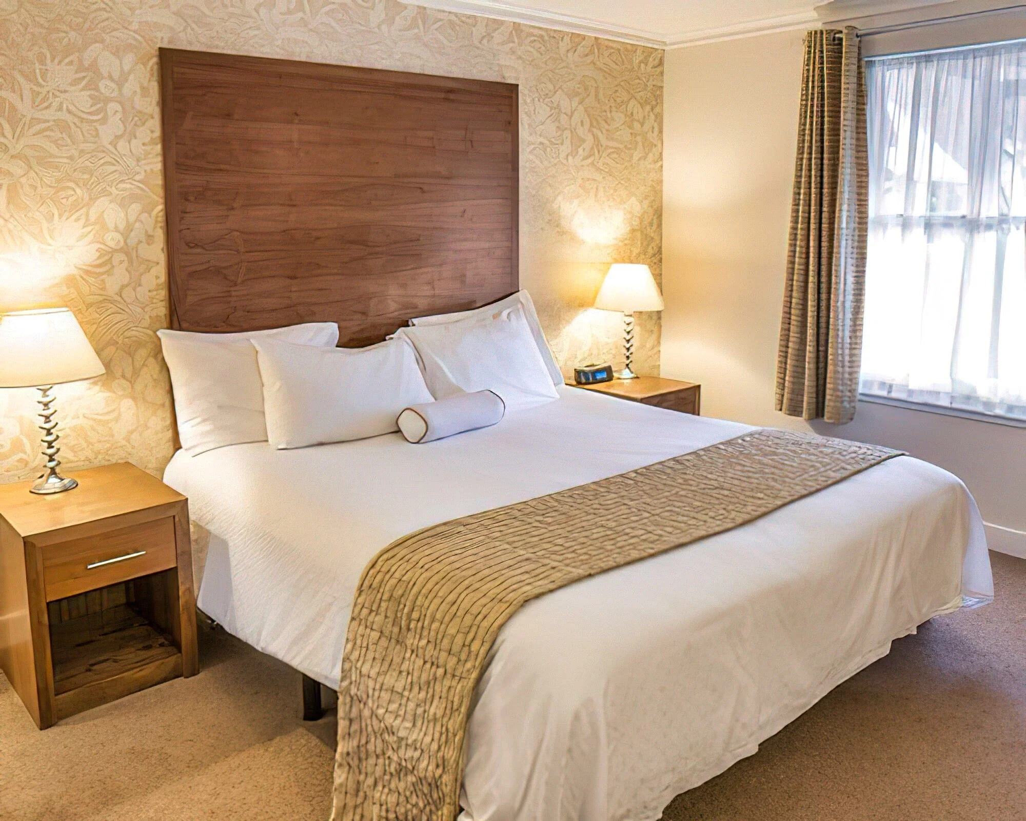 The Kenmore Club - Image 7