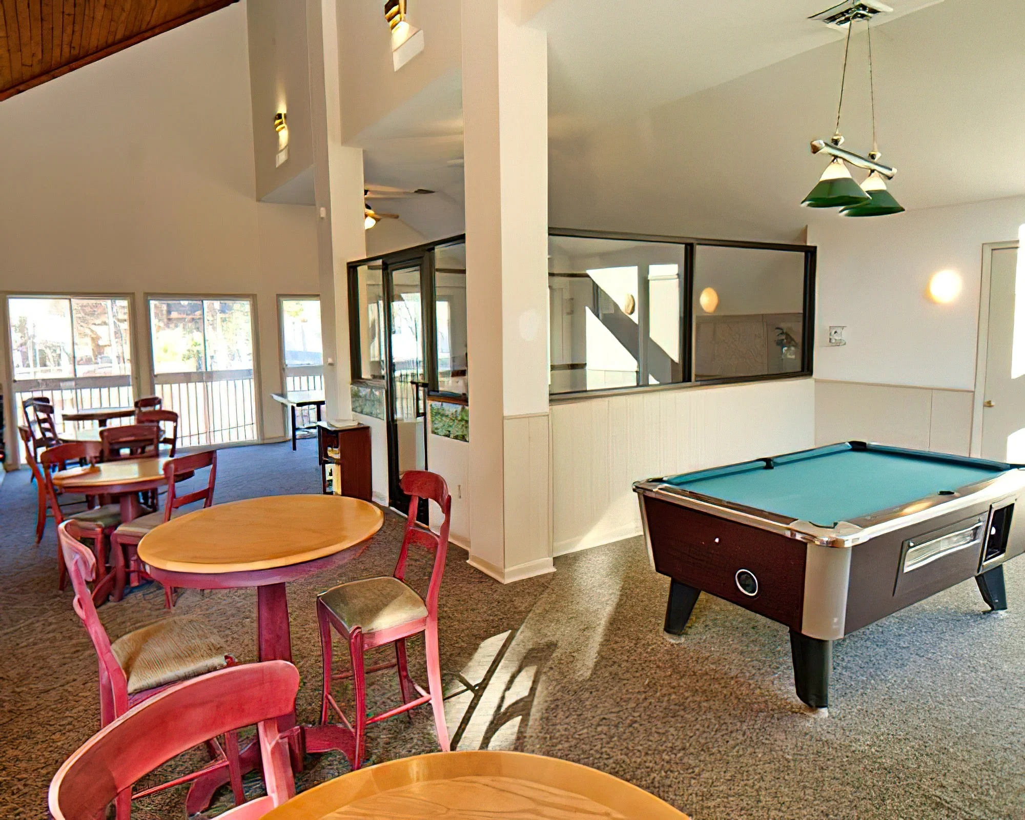 The Links Golf & Racquet Club - Image 20