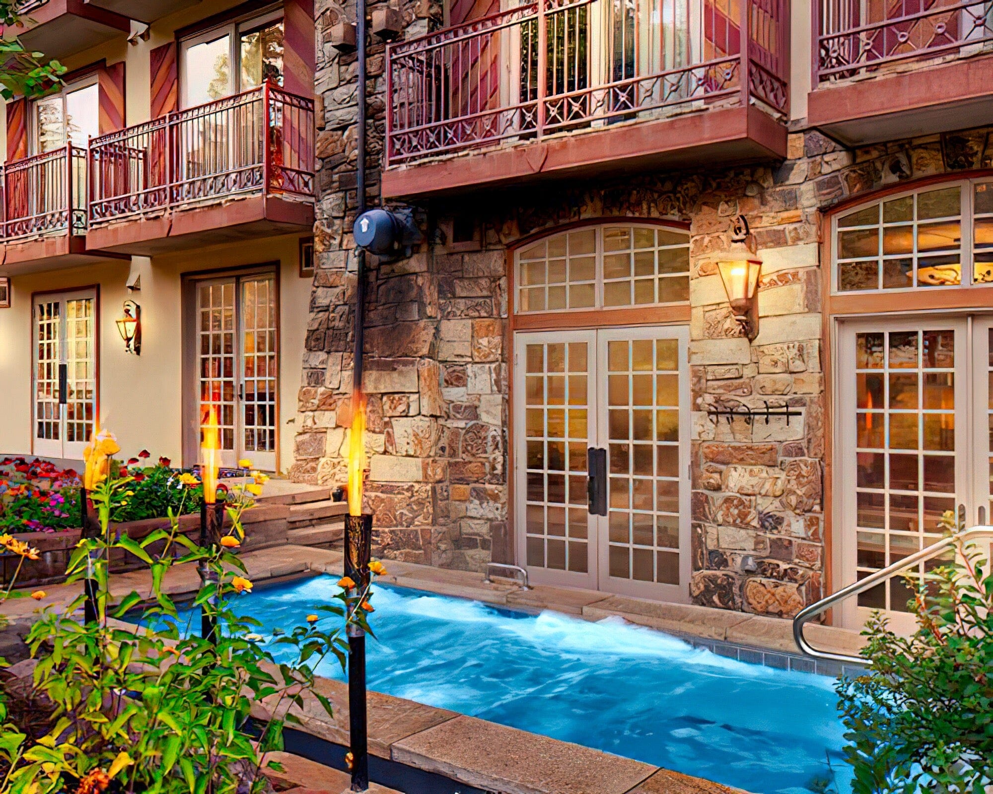 Tivoli Lodge - Image 3