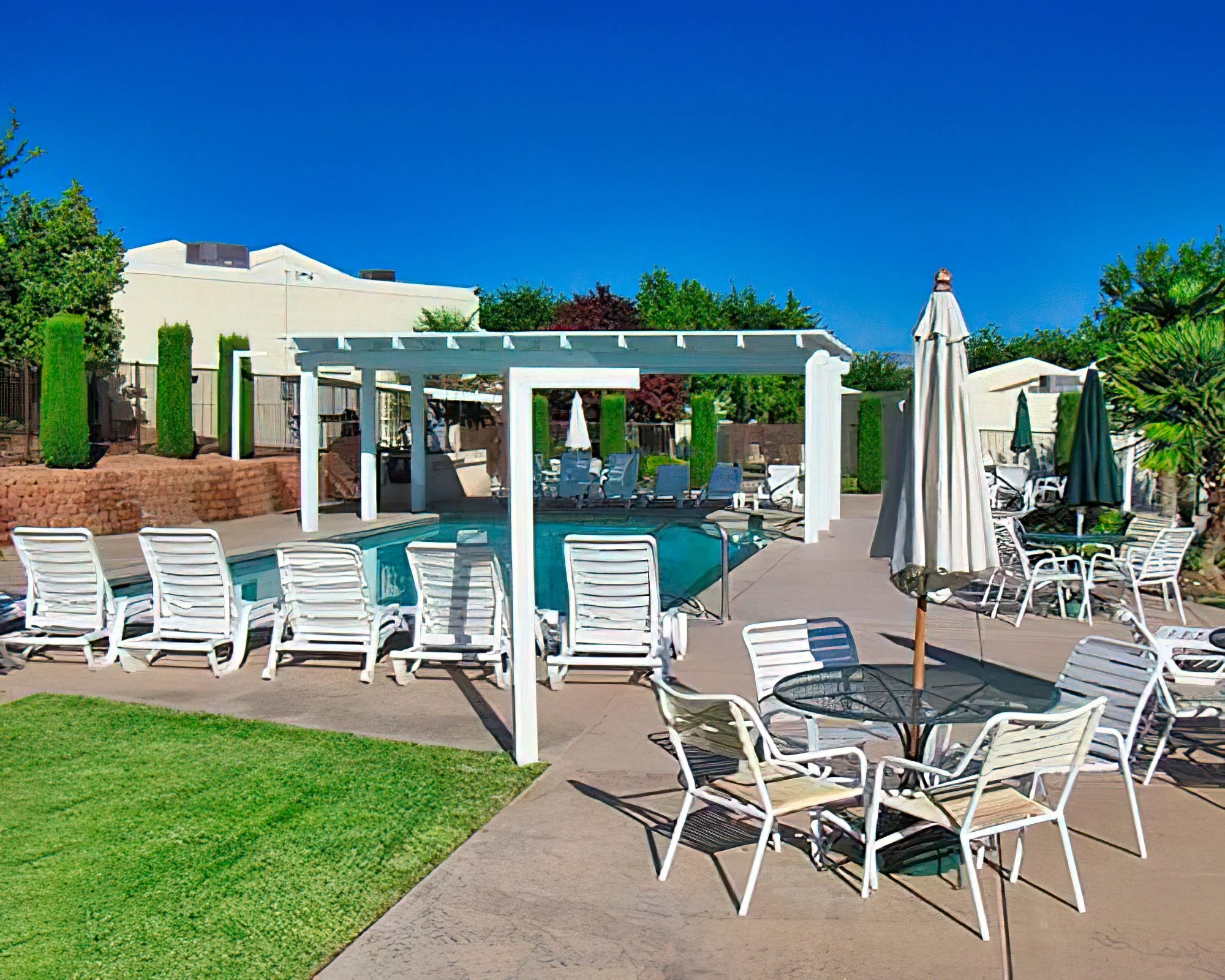 Villas at Southgate - Image 4