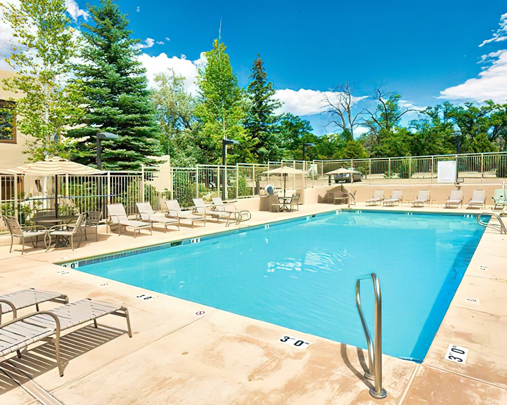 WorldMark Taos - Image 2