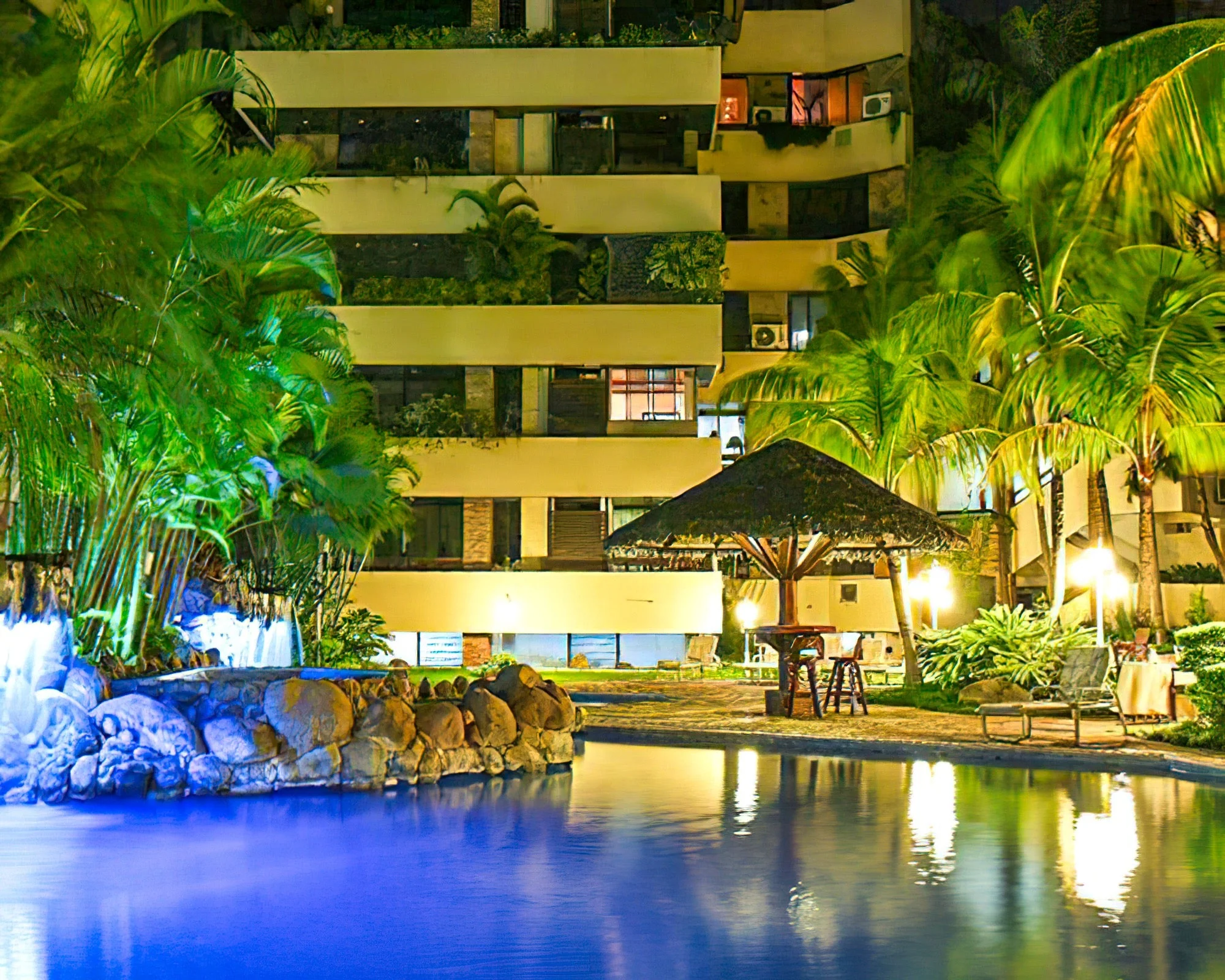 Yotaú All Suites Hotel